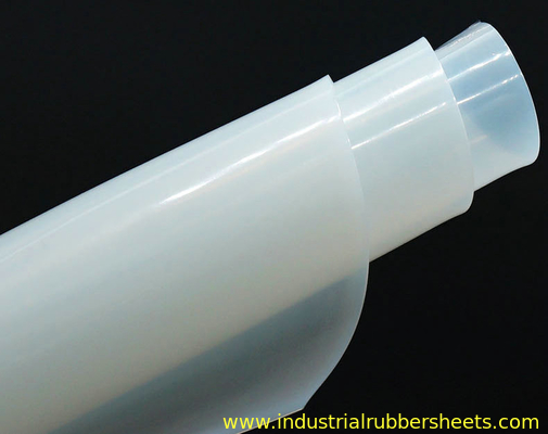 Folha de silicone de alta temperatura de 4 mm 7MPa Resistência à tração ≤ 25% de compressão