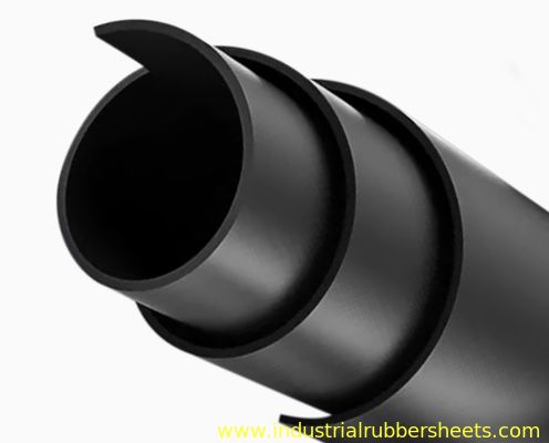 Folha de Borracha Natural com Dureza 35 Shore A, com Comprimento de 1,0-20m e Excelente Resistência às Intempéries para Uso Industrial