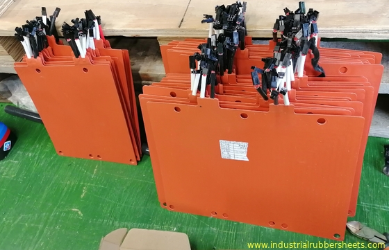 Aquecedor de borracha de silicone com capacidade de aquecimento a altas temperaturas para automóveis de nova energia 3A1002 2.0 mm x 228.5 mm x 290 mm