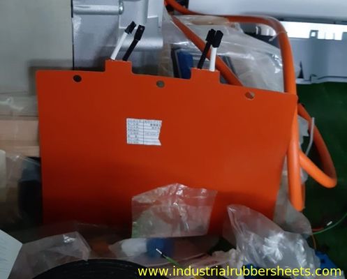 Pad aquecedor de borracha de silicone personalizado com capacidade de aquecimento de alta temperatura e aquecimento uniforme para automóvel de nova energia